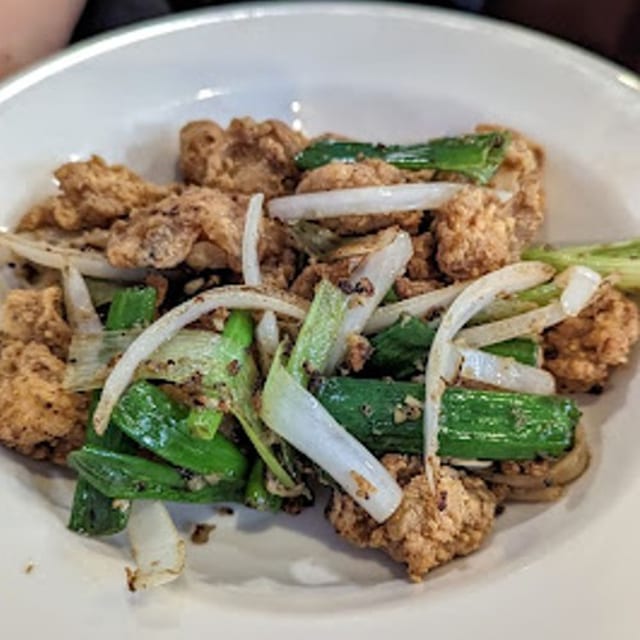Sun Gà Sate / Chicken Knee Soft Bone with Spicy Chili Sauce.
