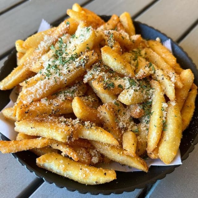 Garlic Fries / Khoai Tây Chiên Tỏi.