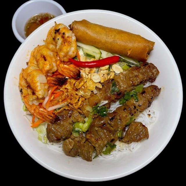 Bún Tôm Thịt Nướng/ Vermicelli Bowl.