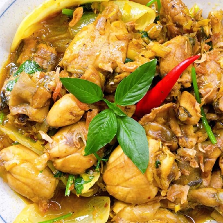 Experience Our Flavorful Curry